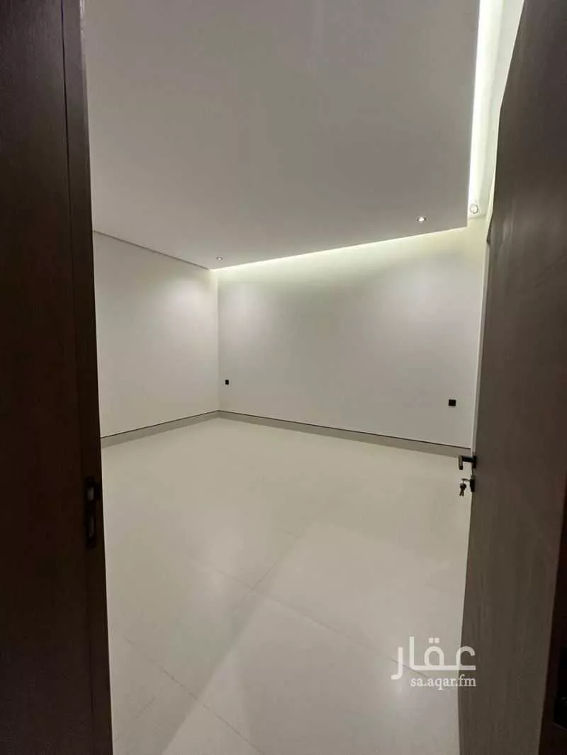 فيلا 8 غرف في المهدية 5