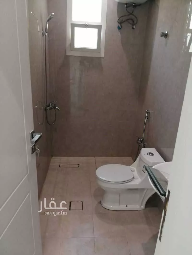 شقة 2 غرف في العارض 4