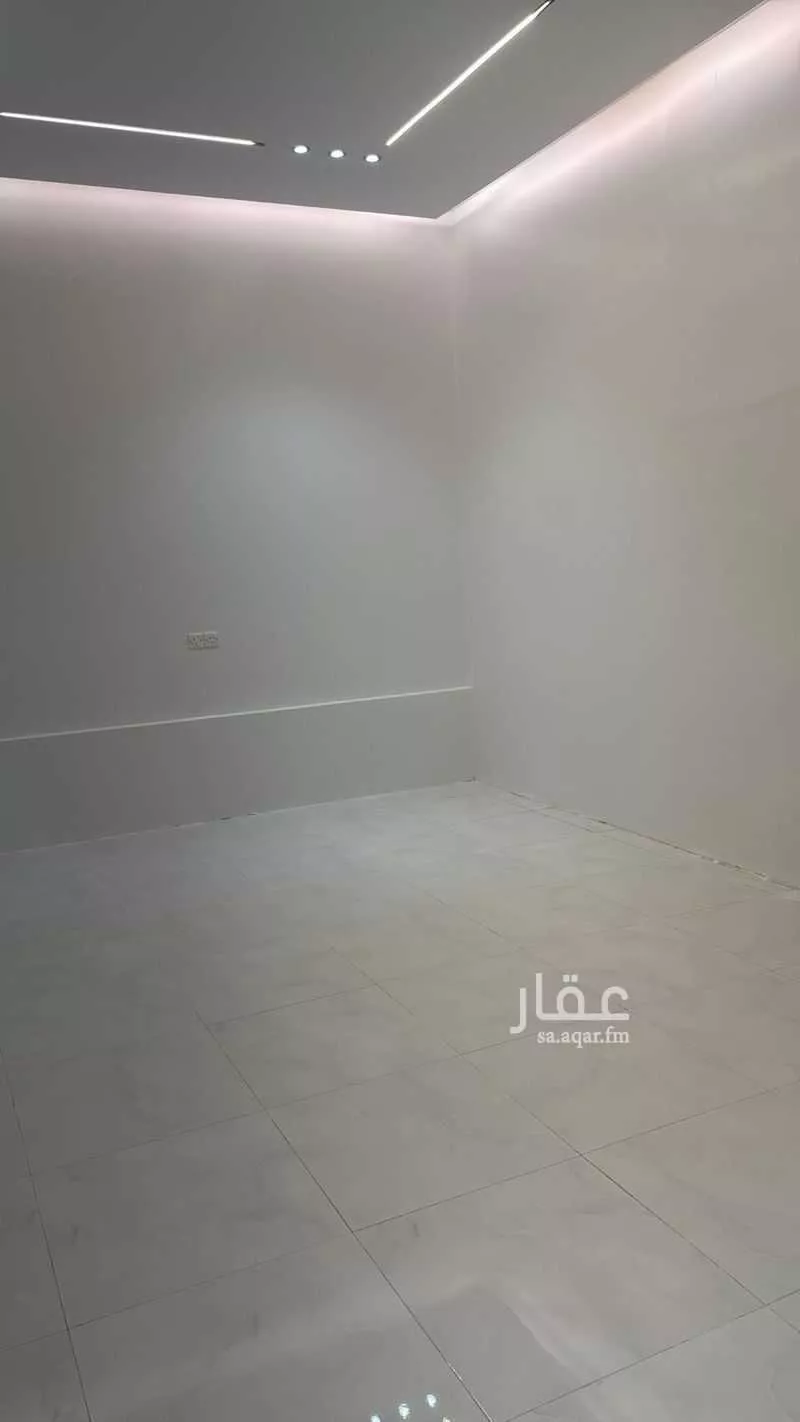3 bedroom apartment in Al Zahrah 4
