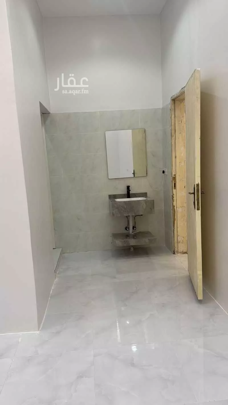 3 bedroom apartment in Al Zahrah 5