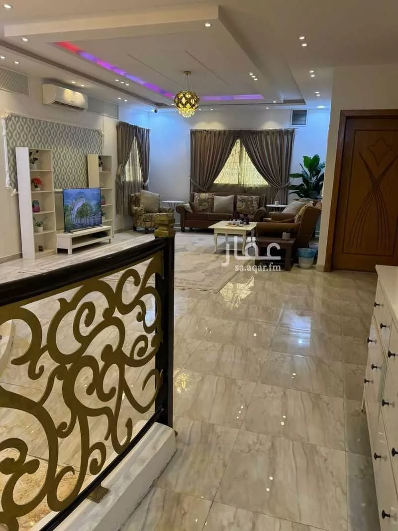 شقة 11 غرف في الرمال 12