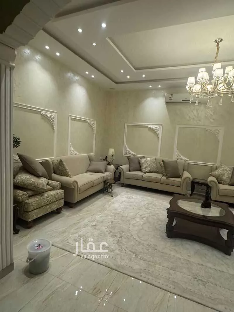 شقة 11 غرف في الرمال 5