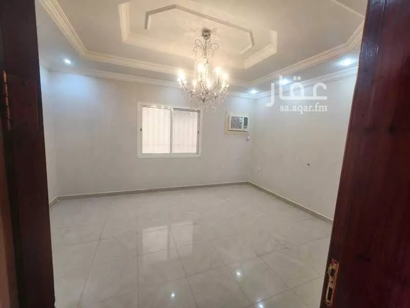 5 bedroom villa in Al Hadiqah 1