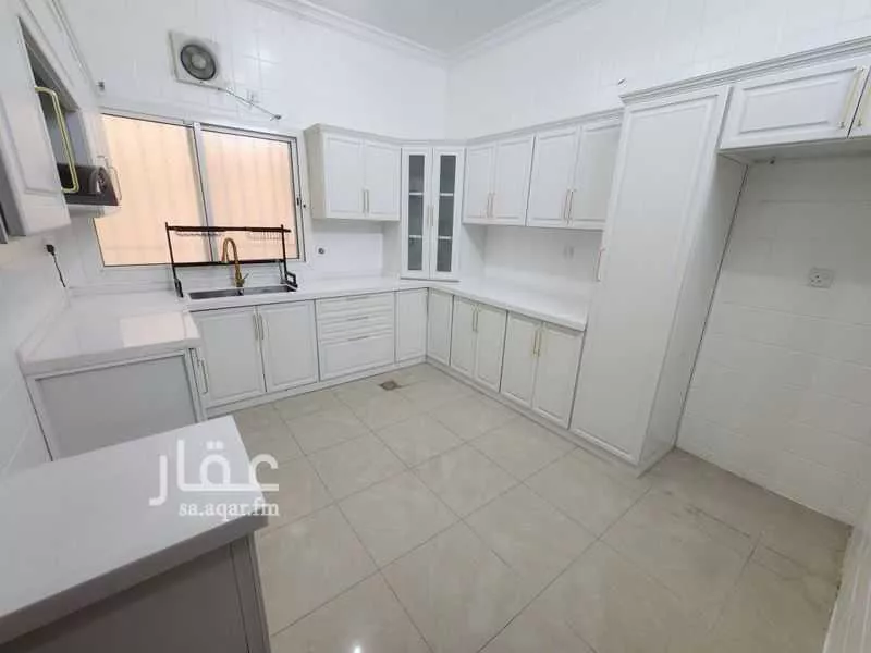 5 bedroom villa in Al Hadiqah 2
