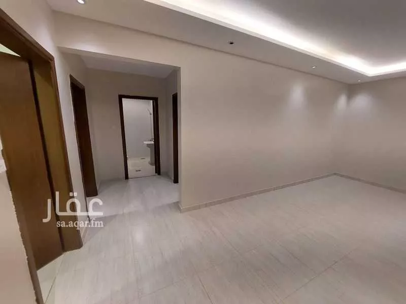 شقة 3 غرف في النخيل 4