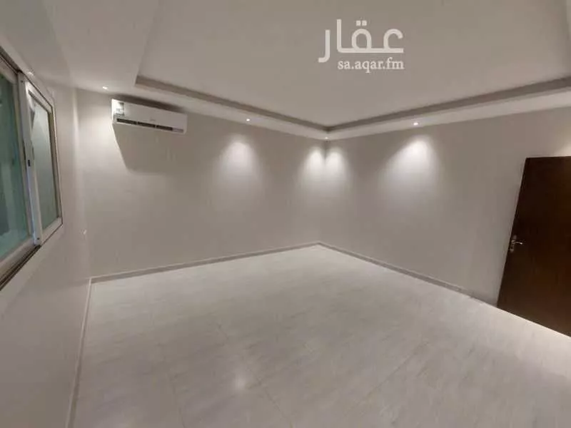 شقة 3 غرف في النخيل 5