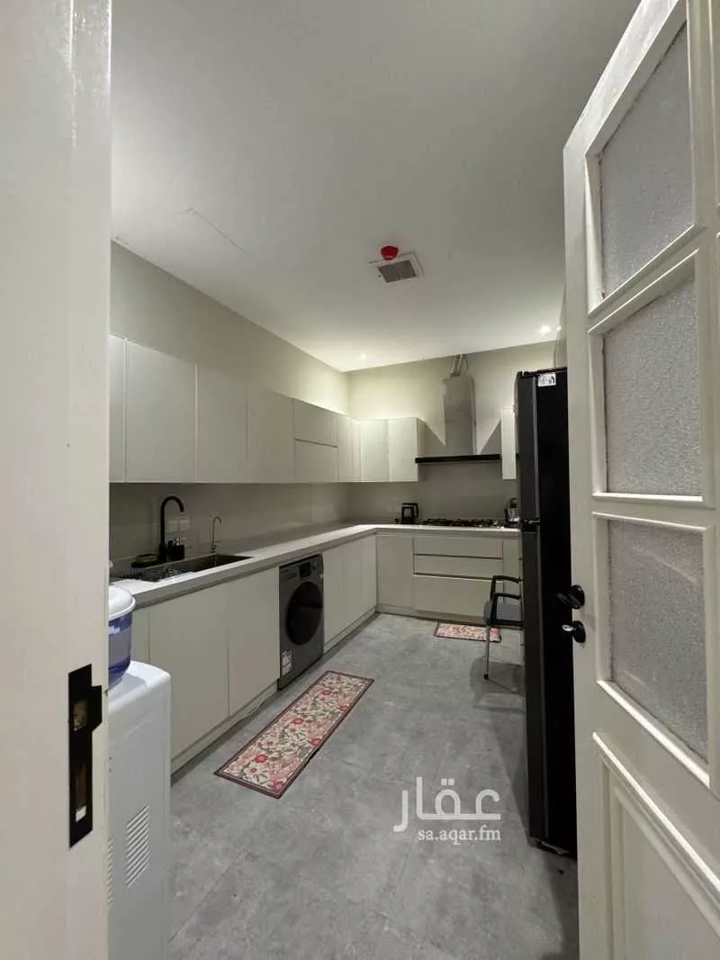 6 bedroom apartment in Dhahrat Namar 6