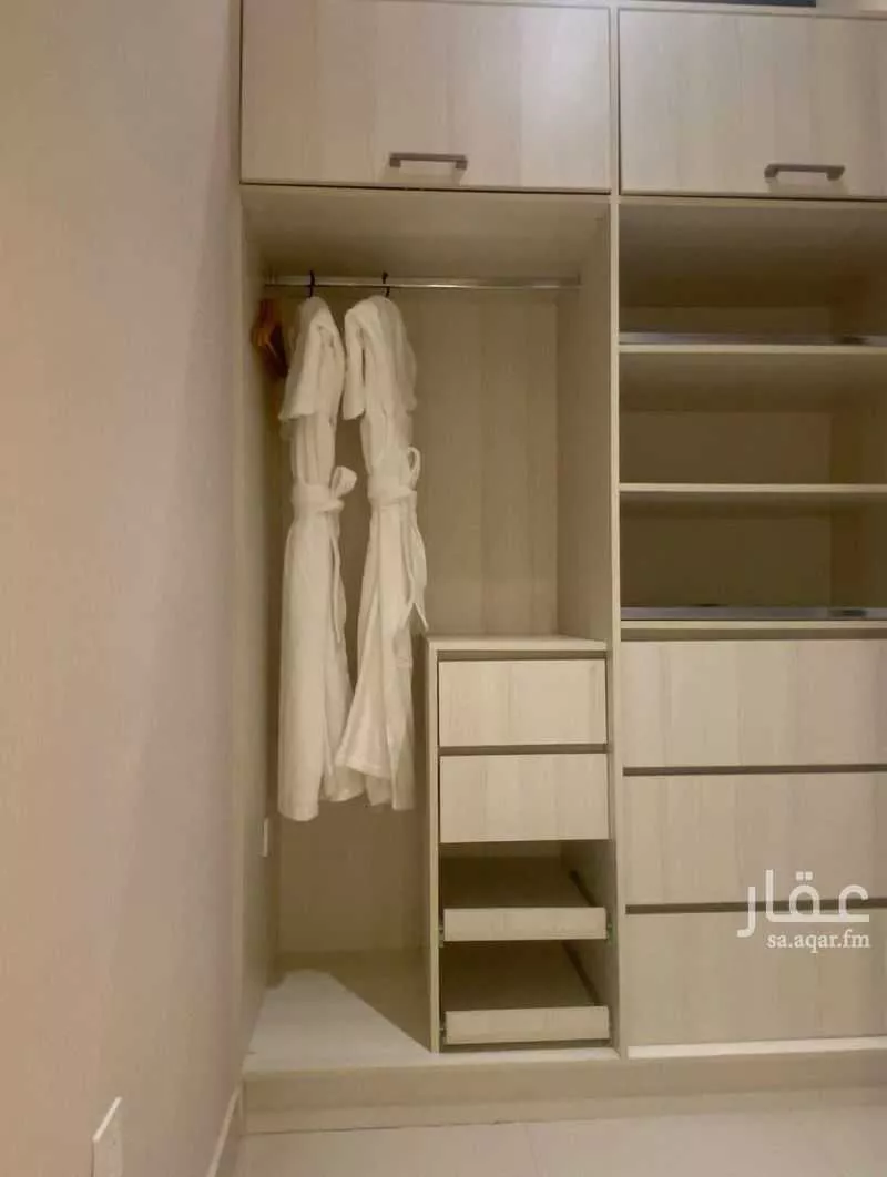 دور 3 غرف في الملقا 23