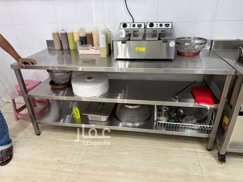 محل 120 م² في المهدية 6