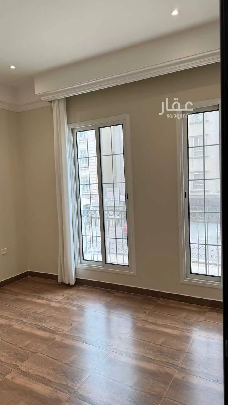 شقة 3 غرف في القصور 10