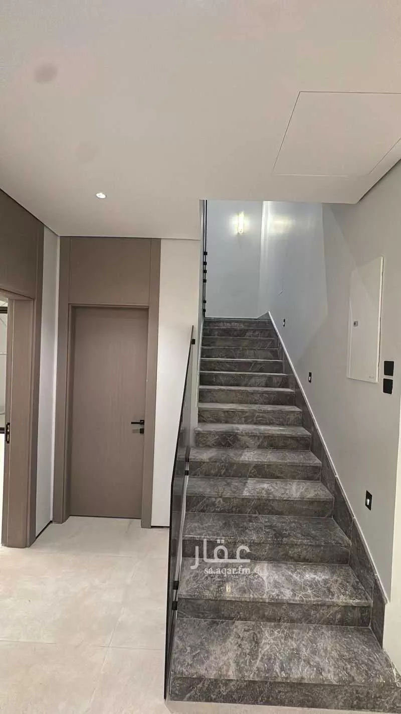 4 bedroom floor in Al Yasmin 9