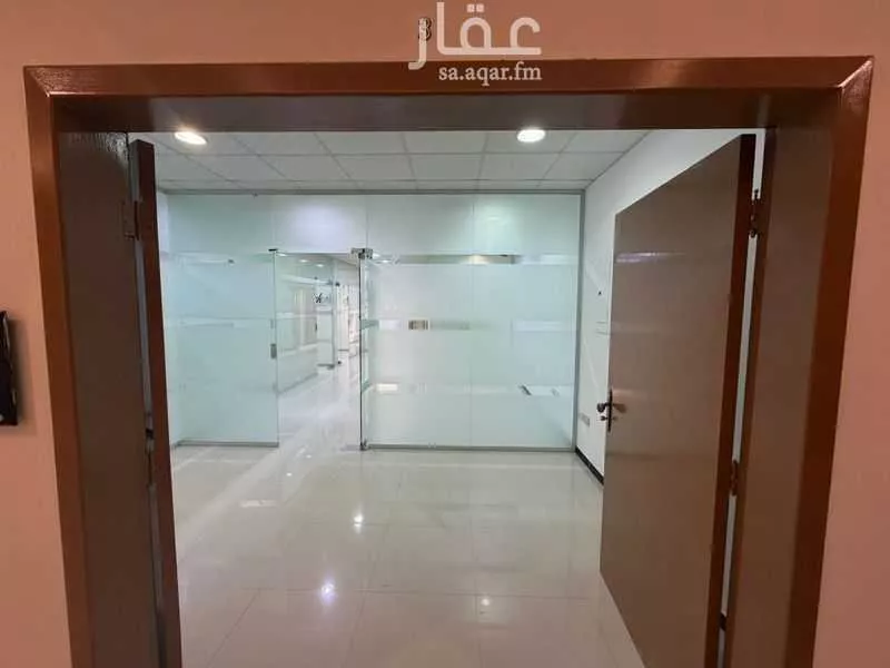 مكتب 12150 م² في الصحافة 2
