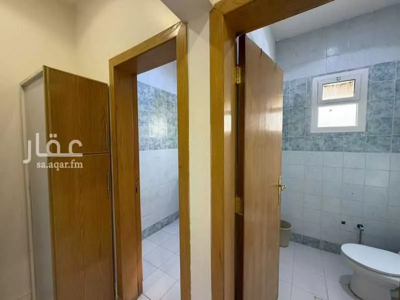 مكتب 12150 م² في الصحافة 12