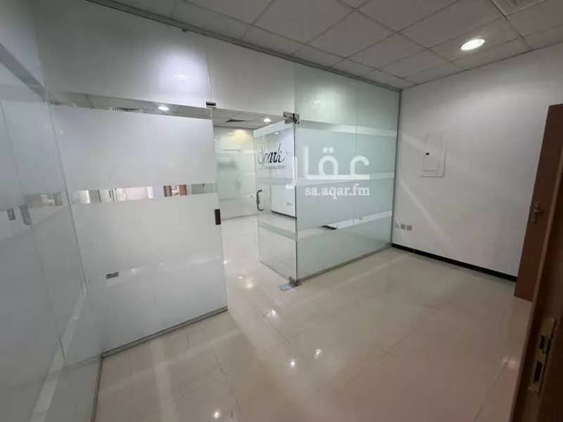 مكتب 12150 م² في الصحافة 4