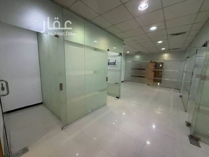 مكتب 12150 م² في الصحافة 9