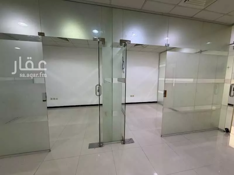 مكتب 12150 م² في الصحافة 10