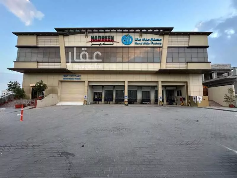 2400 sqm building in Dhahrat Laban