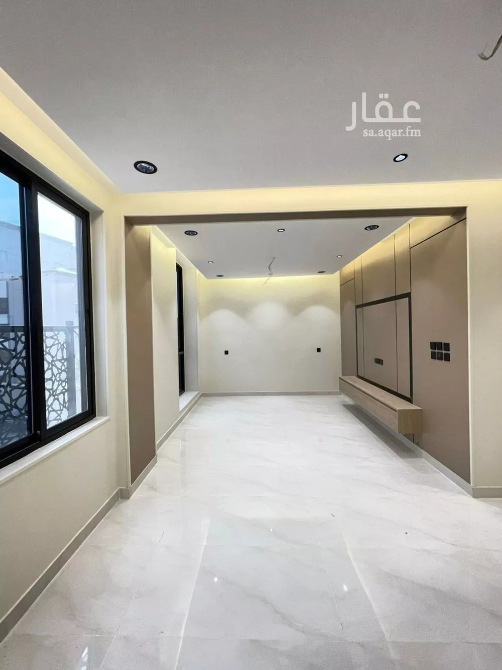 شقة 5 غرف في الملك فهد 2