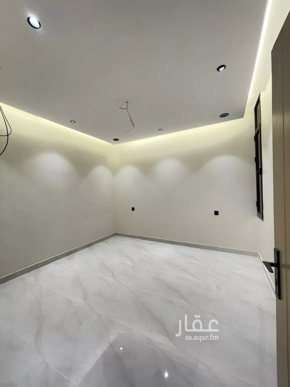 شقة 5 غرف في الملك فهد 8