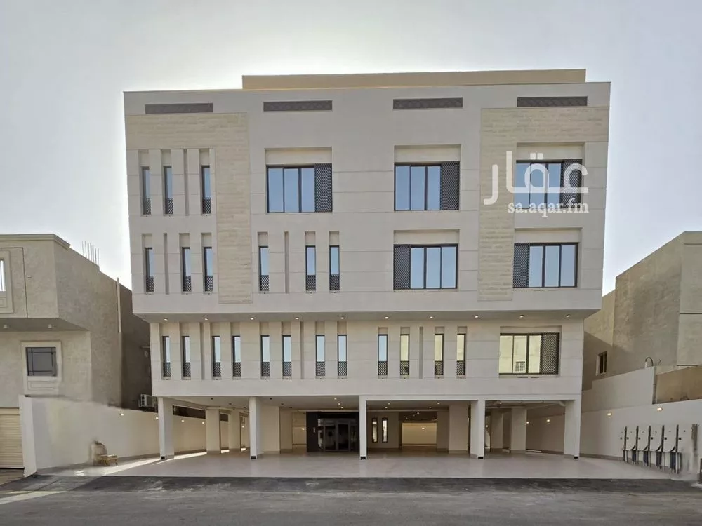 5 bedroom apartment in Al Ukayshiyyah 1