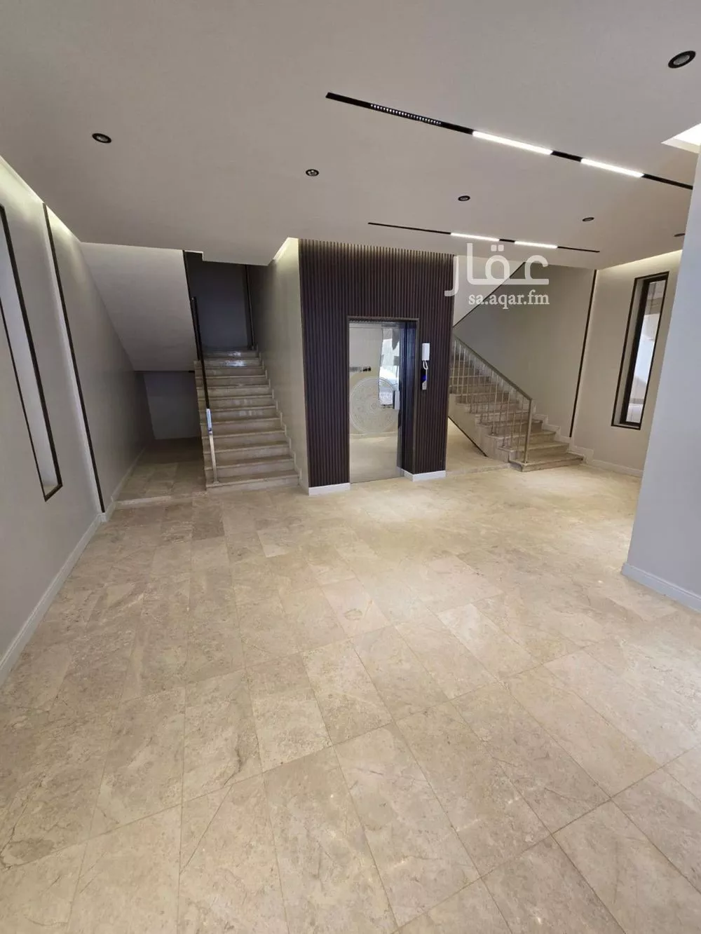 5 bedroom apartment in Al Ukayshiyyah 7