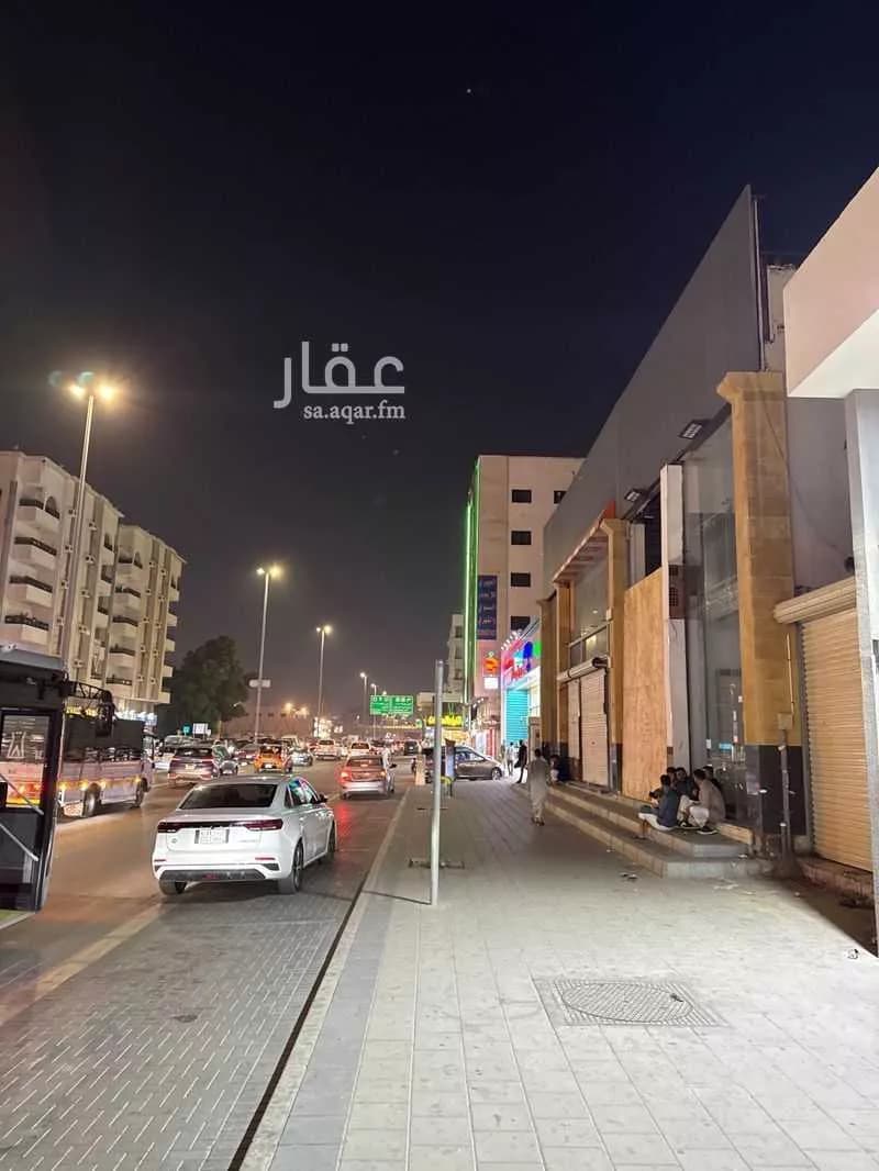 محل 712 م² في الشرفية 1