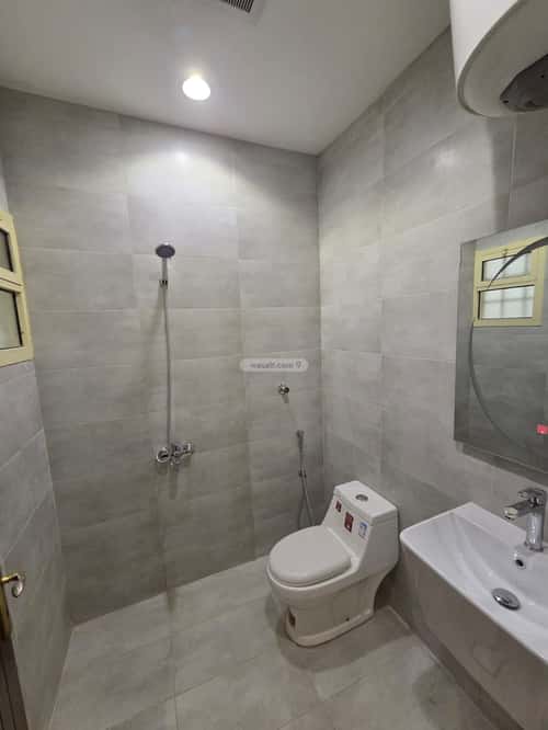 شقة  في الملقا 3