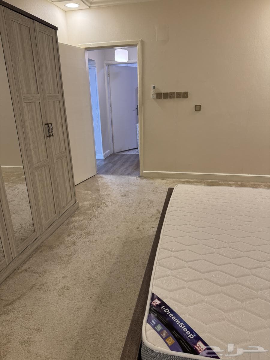 شقة 5 غرف في المروة 16