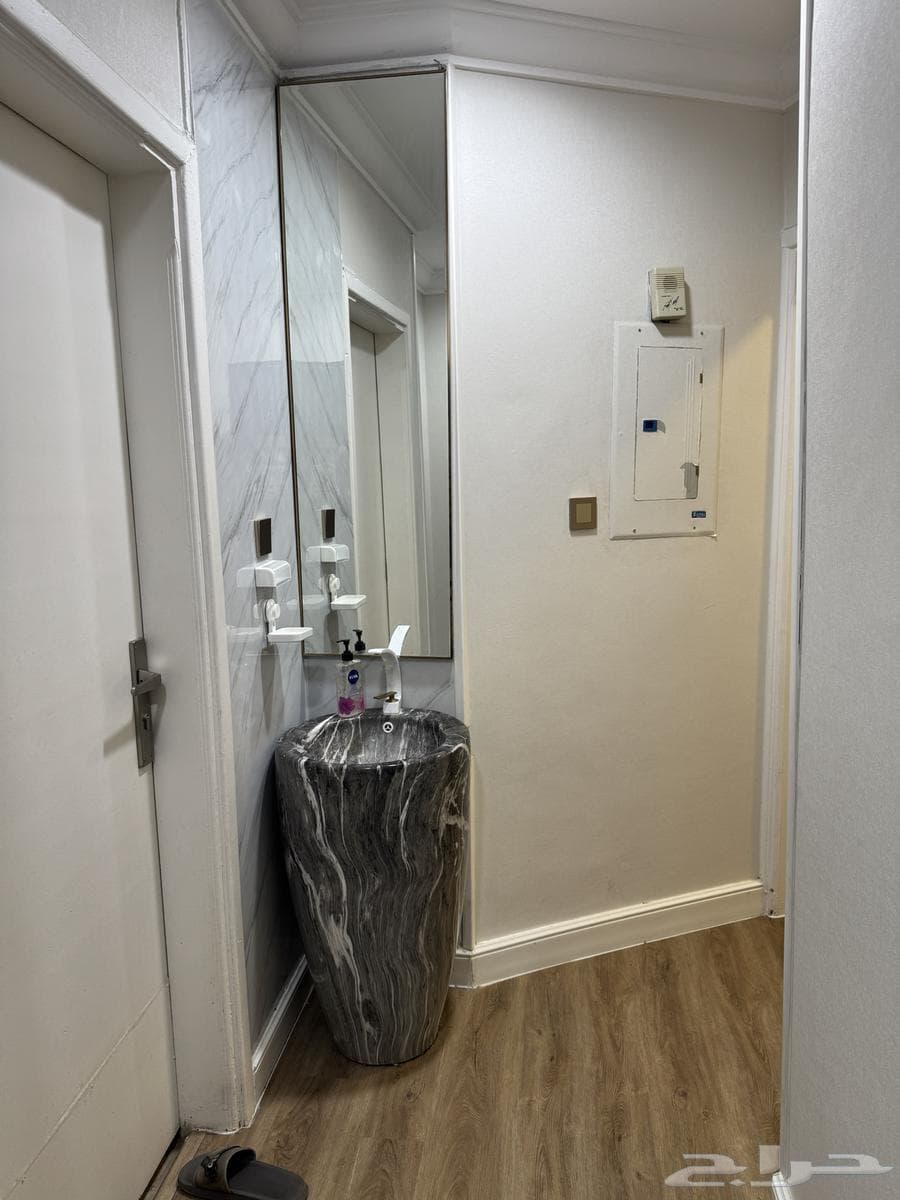 شقة 5 غرف في المروة 3