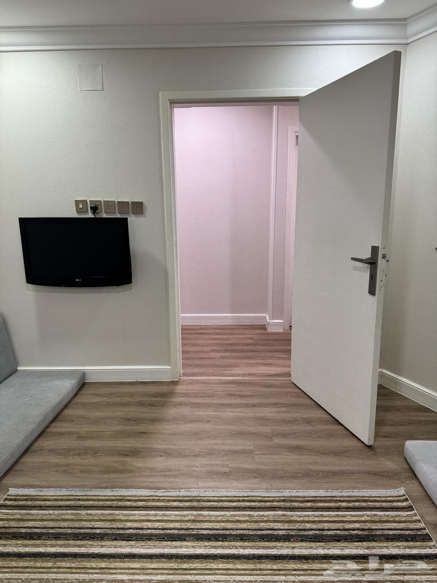 شقة 5 غرف في المروة 4