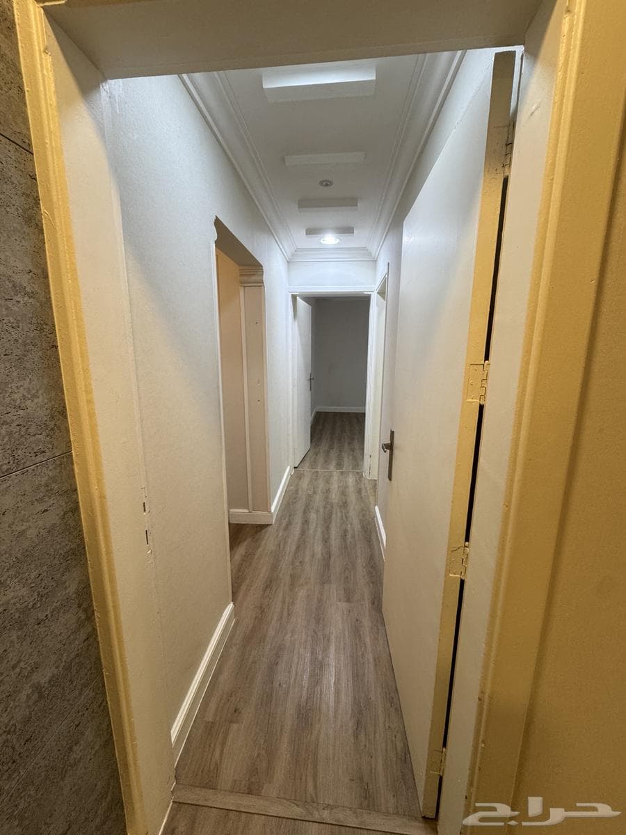 شقة 5 غرف في المروة 10