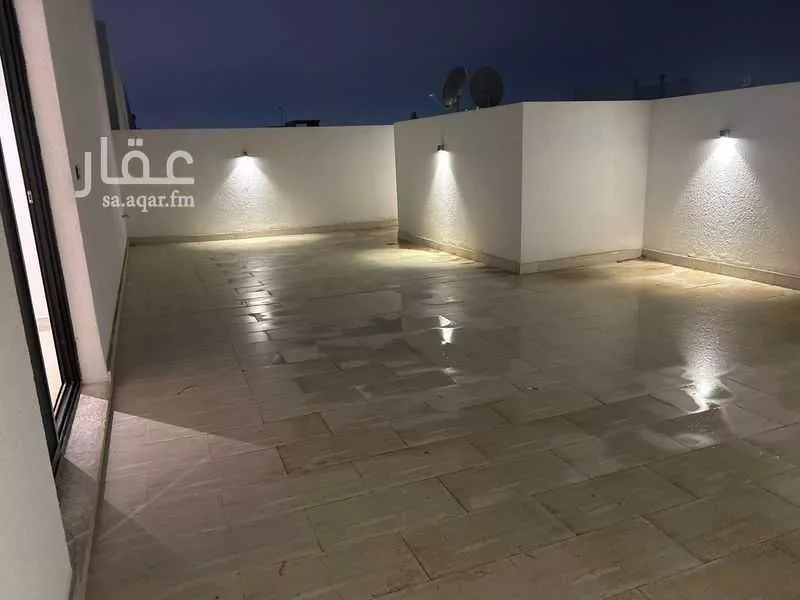 شقة 4 غرف في الرمال 2