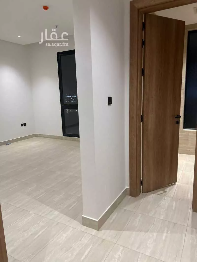 شقة 4 غرف في الرمال 10