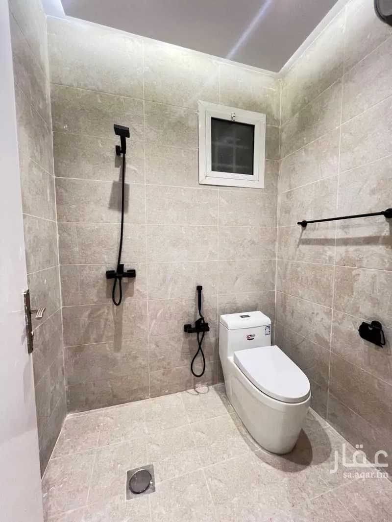 شقة 4 غرف في الملقا 12