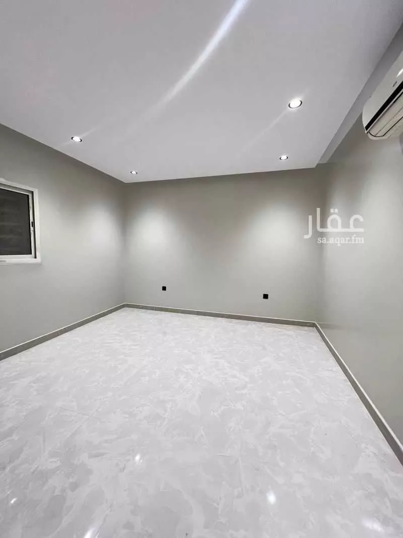 شقة 4 غرف في الملقا 4