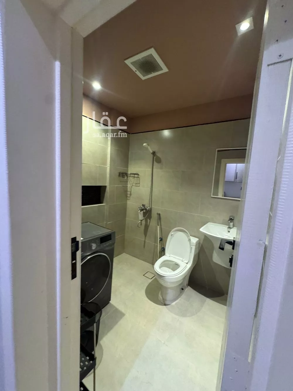 شقة 1 غرف في ام الحمام الشرقي 6