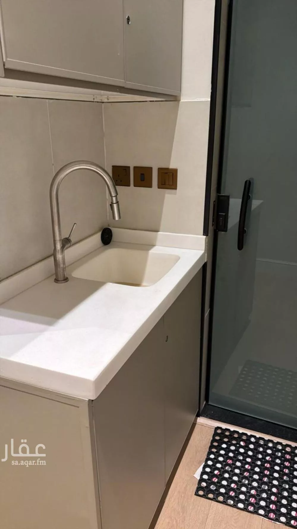 شقة 1 غرف في النرجس 6