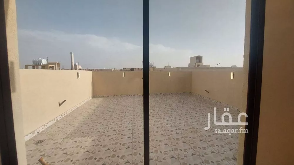 فيلا 5 غرف في العريجاء الغربية 12