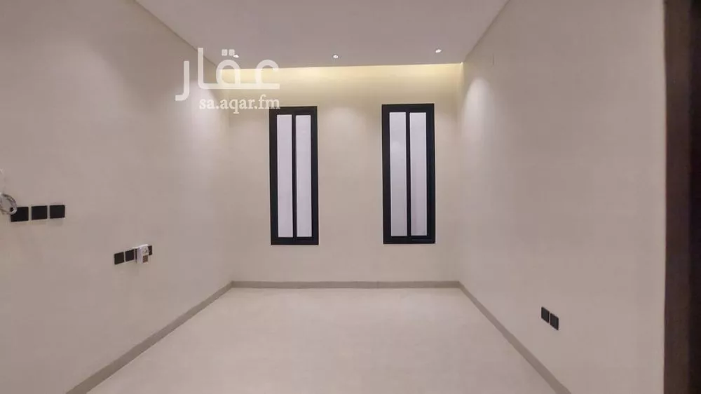 فيلا 5 غرف في العريجاء الغربية 13