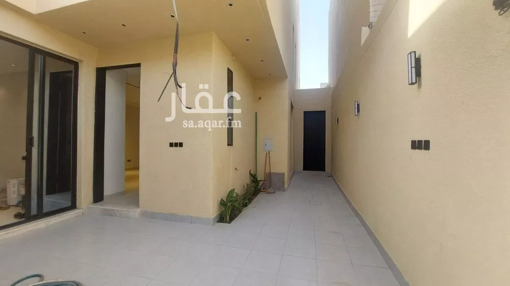 فيلا 5 غرف في العريجاء الغربية 3