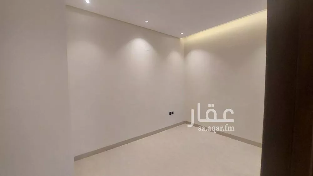 فيلا 5 غرف في العريجاء الغربية 4