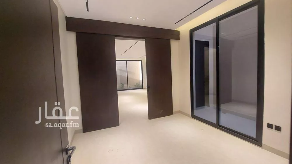 فيلا 5 غرف في العريجاء الغربية 9