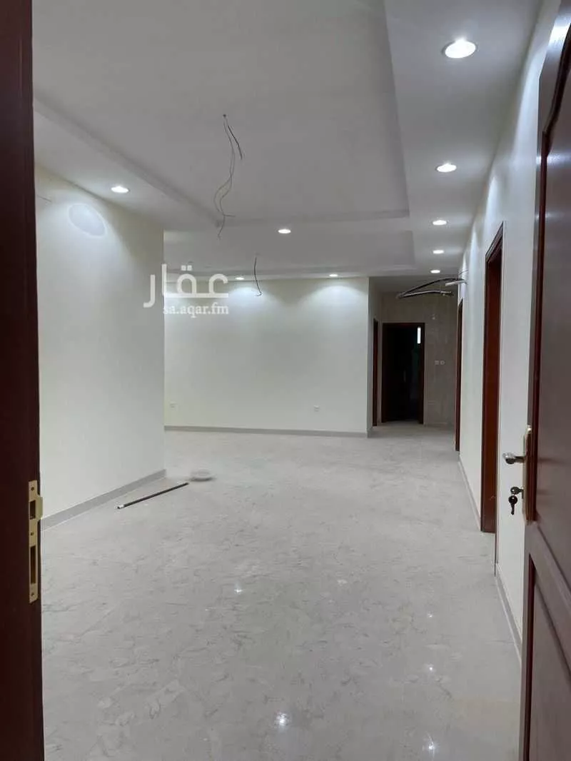 شقة 4 غرف في الصالحية 2