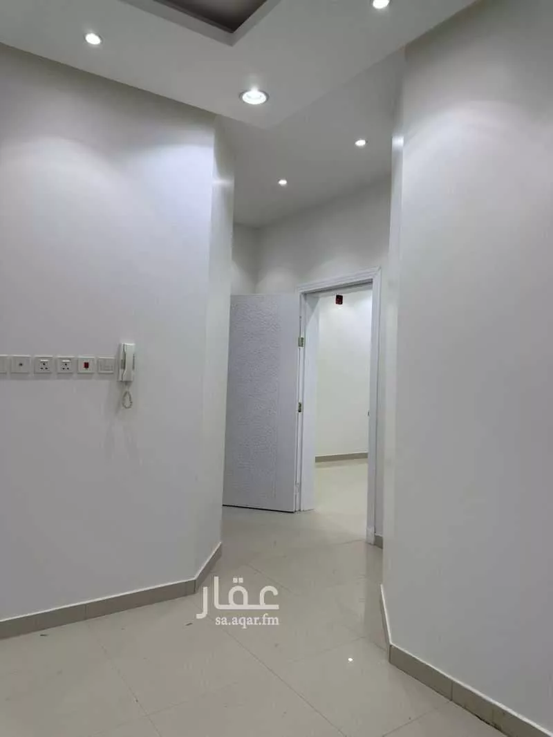 دور 2 غرف في العارض 10