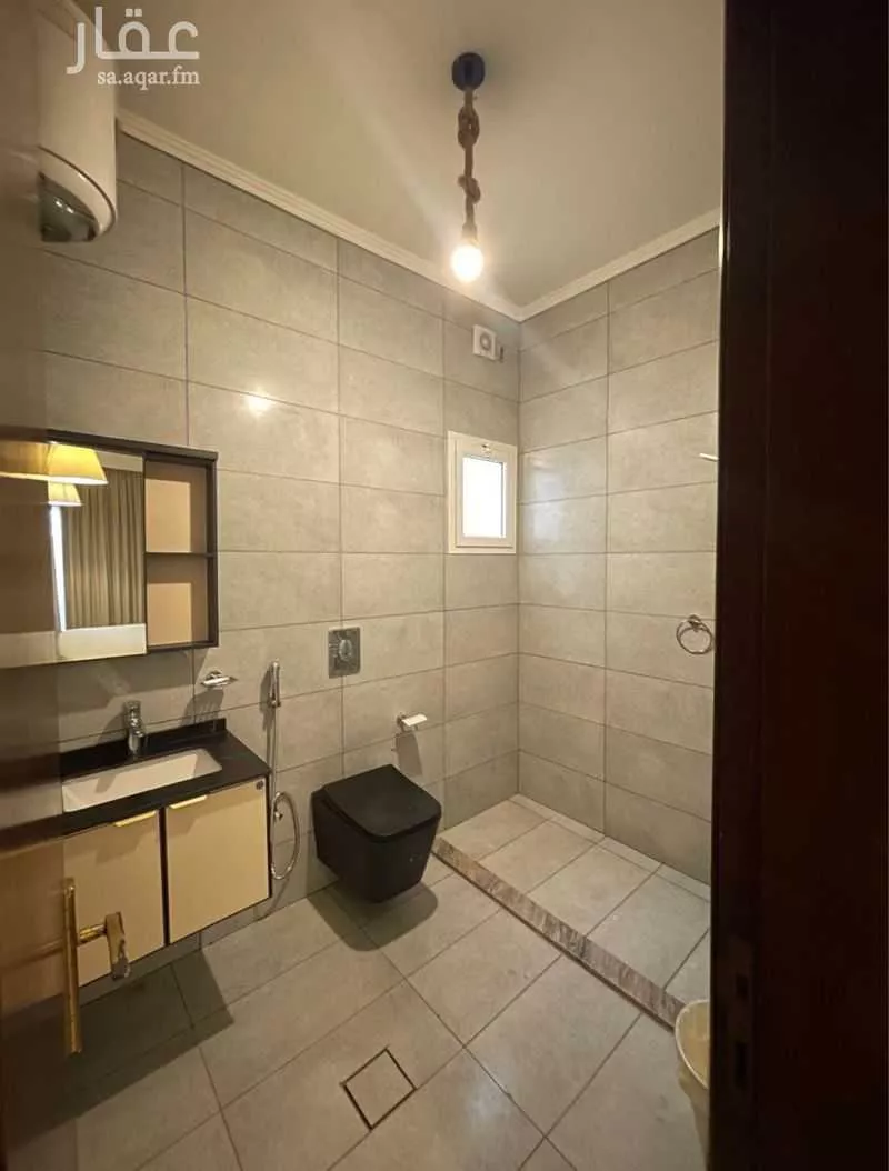 3 bedroom apartment in Az Zomorod 3