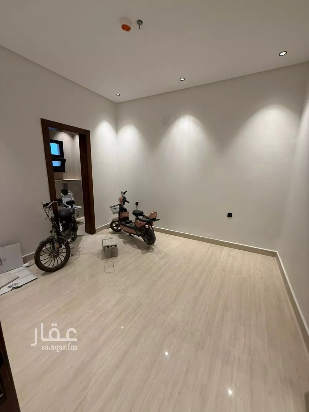 شقة 5 غرف في المهدية 15