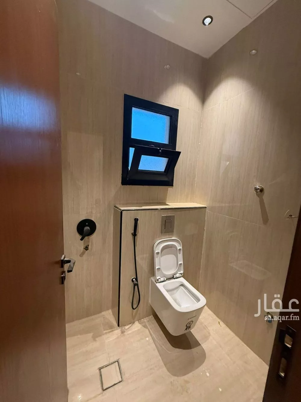 شقة 5 غرف في المهدية 18