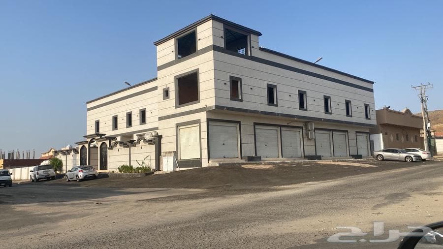 شقة  في الحرازات 3