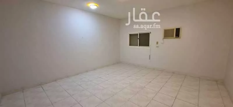4 bedroom apartment in Al Aziziyah 5