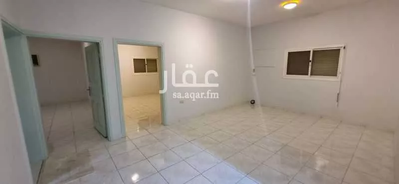 4 bedroom apartment in Al Aziziyah 9